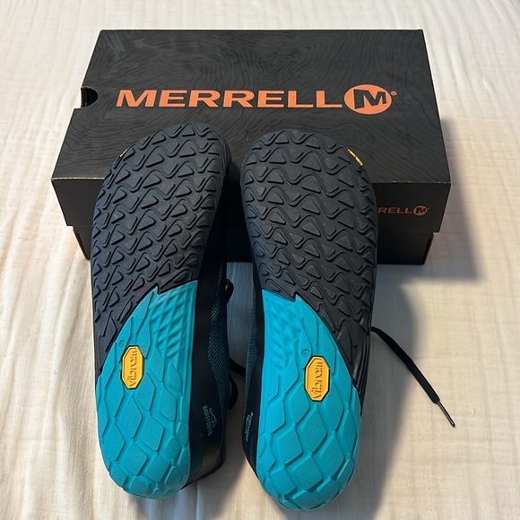 Merrell women’s shoes - Picture 3 of 4